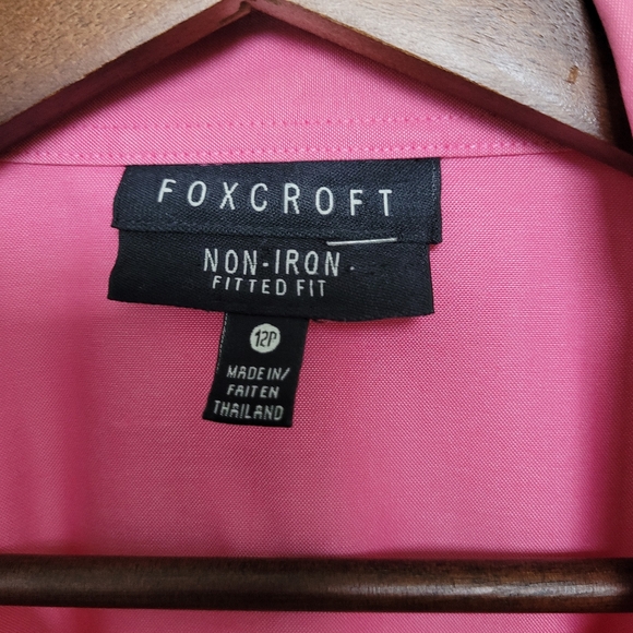 Foxcroft Button down Pink Long Sleeved Collared Cotton Shirt Size 12P - Picture 8 of 10